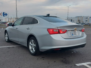 Chevrolet Malibu foto 4