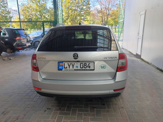 Skoda Octavia foto 2