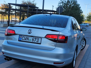 Volkswagen Jetta foto 10