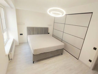 Apartament cu 2 camere, 82 m², Centru, Chișinău foto 3