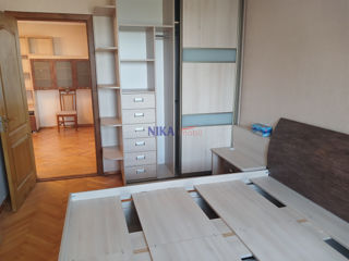 Apartament cu 4 camere, 106 m², Botanica, Chișinău foto 3