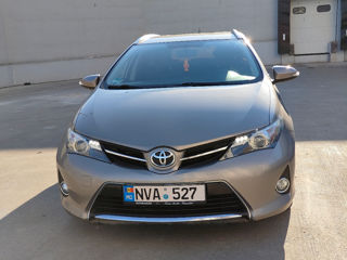 Toyota Auris foto 2