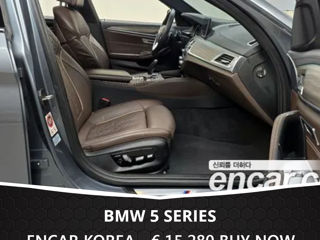 BMW 5 Series foto 6