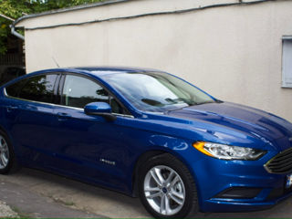 Ford Fusion foto 3