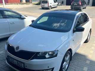 Skoda Rapid foto 1