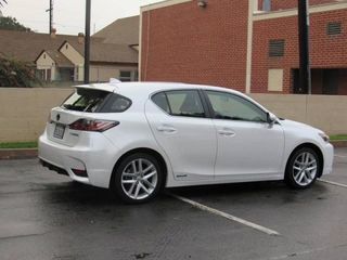 Lexus CT Series foto 3