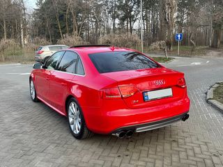 Audi S4 foto 7