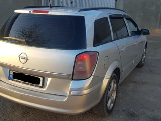 Opel Astra foto 4