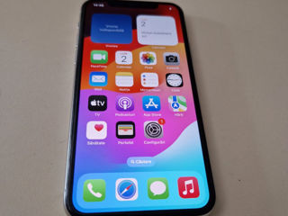 Iphone 11 Pro Silver - 64Gb in stare 8/10