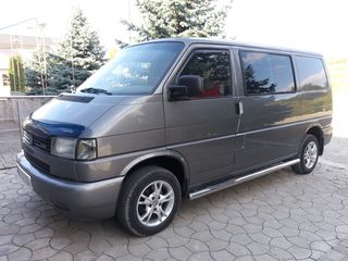 Volkswagen Transporter foto 1