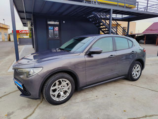 Alfa Romeo Stelvio foto 3