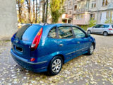 Nissan Almera Tino foto 4