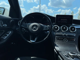 Mercedes C-Class foto 9