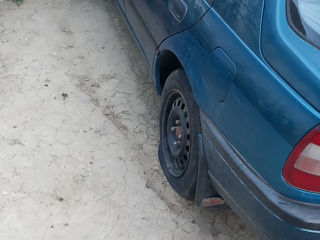 Nissan Sunny foto 5