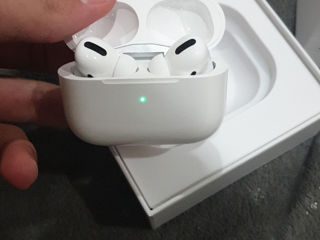 Air pods Pro,Cadou perfect pentru cei dragi foto 2