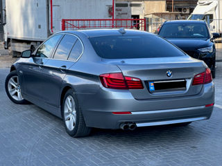 BMW 5 Series foto 5