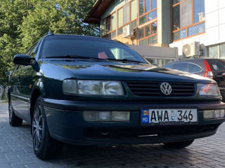 Volkswagen Passat foto 3