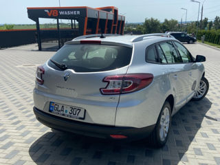 Renault Megane foto 2