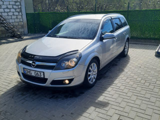 Opel Astra foto 9