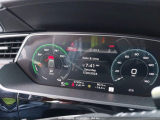 Audi e-tron foto 16