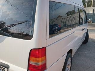 Mercedes Vito foto 4