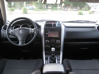 Suzuki Grand Vitara foto 2