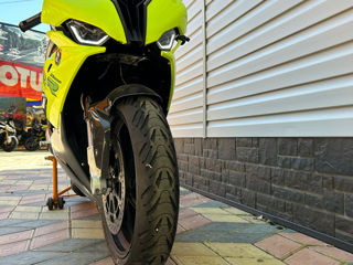 BMW S1000RR foto 6