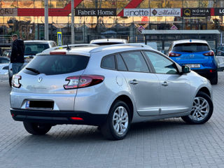 Renault Megane foto 4