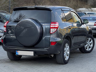 Toyota Rav 4 foto 3