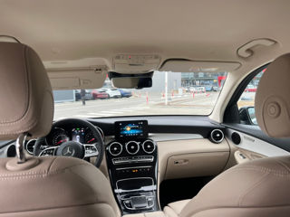 Mercedes GLC foto 6