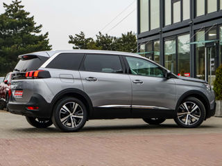 Peugeot 5008 foto 2