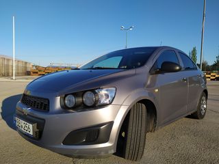 Chevrolet Aveo foto 3