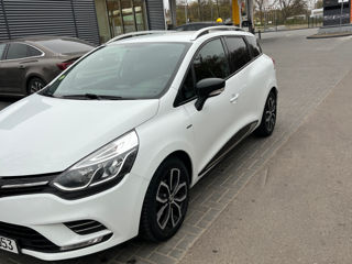 Renault Clio foto 2