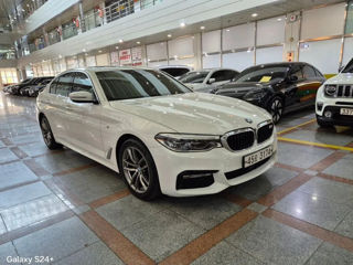 BMW 5 Series foto 3