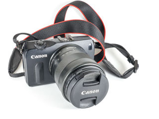 Canon EOS M KIT 18-55mm