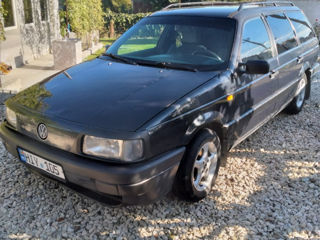 Volkswagen Passat foto 3