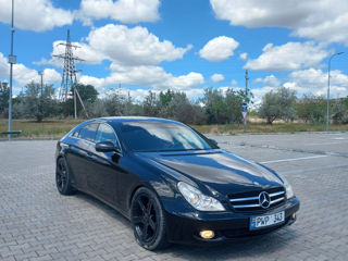 Mercedes CLS-Class foto 2