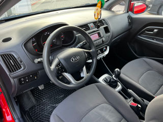 KIA Rio foto 6