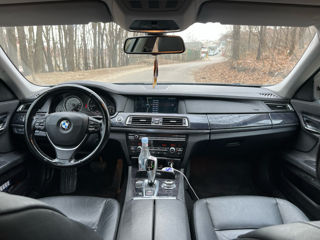 BMW 7 Series foto 5