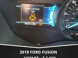 Ford Fusion foto 9