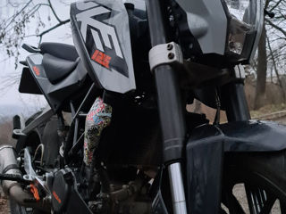 KTM 125 Duke foto 6