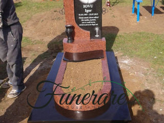 Monumente  funerare de la producator. foto 11