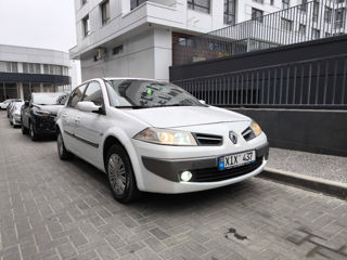 Renault Megane foto 2