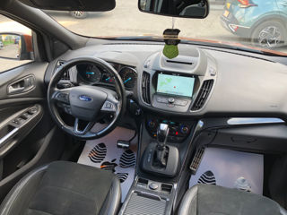 Ford Kuga foto 9