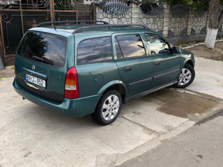 Opel Astra foto 2