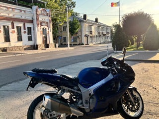 Suzuki GSX-R 600 A2 foto 6