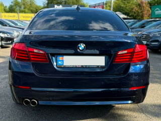 BMW 5 Series foto 5