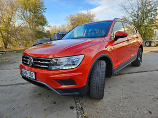 Volkswagen Tiguan foto 2