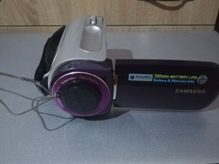Видеокамера Samsung  VP-MX10 HD   Камера рабочия.  Потеряли зарятку. foto 1