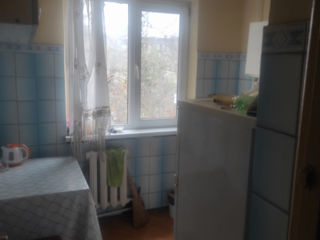 Apartament cu 3 camere, 59 m², Botanica, Chișinău foto 3